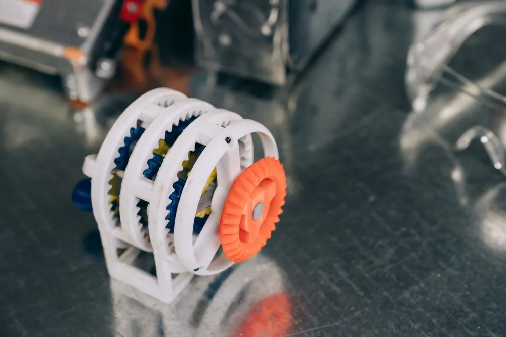 Mecanismo de engrenagens impresso em 3D, projetado sob medida