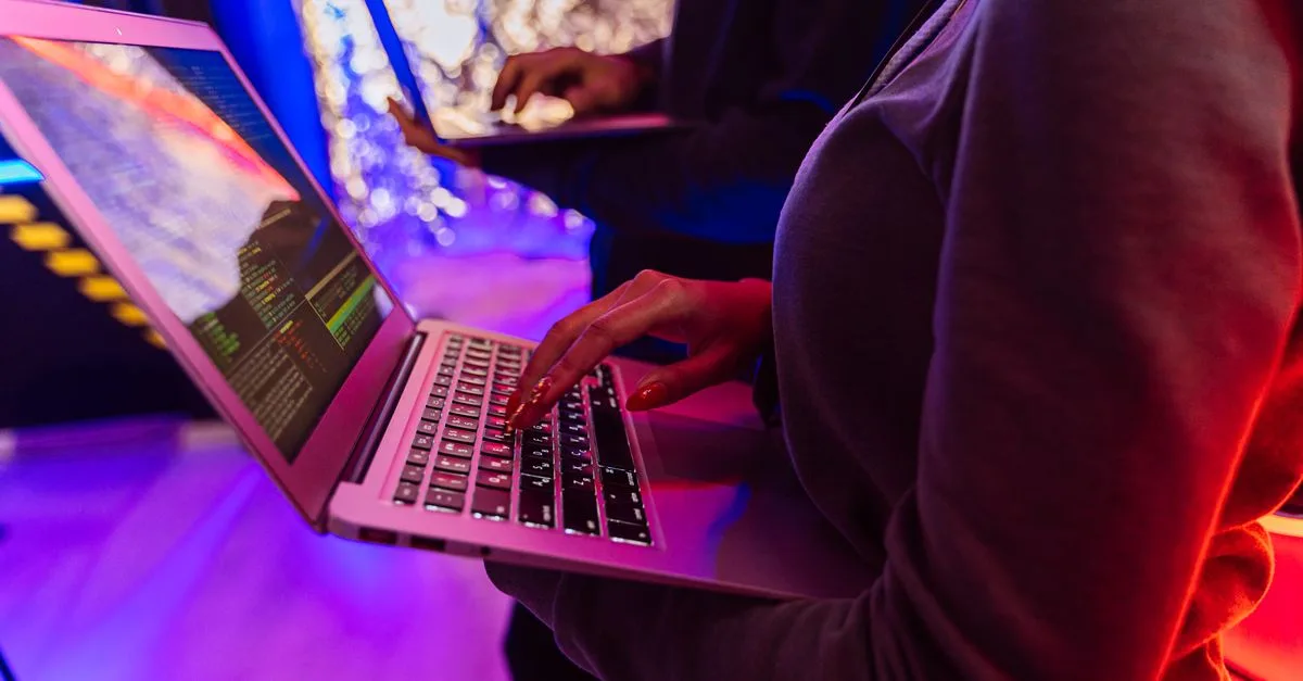 Microsoft emite alerta para vírus que rouba senhas no Chrome e Edge